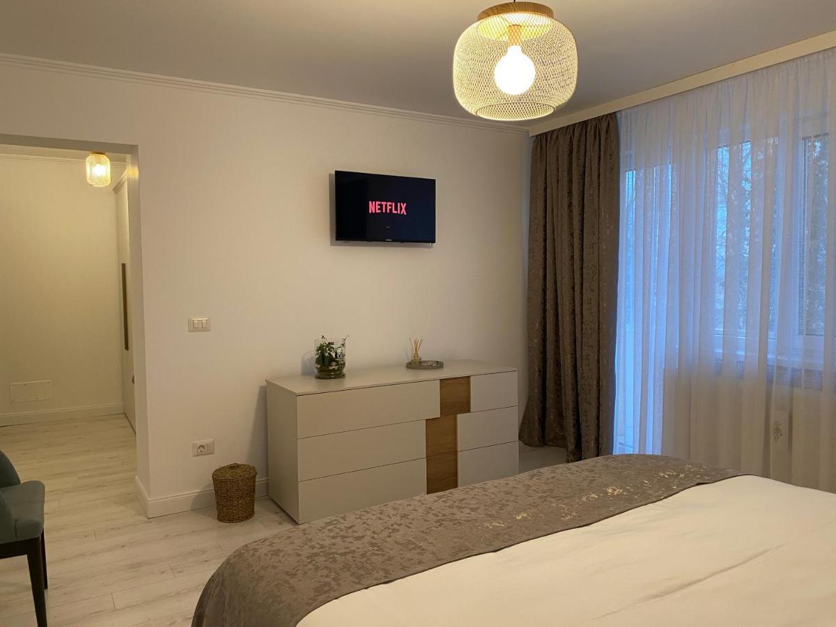 Cosy Apartments & Bistro Pufesti מראה חיצוני תמונה